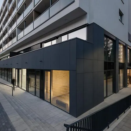 Point By Zoom Apartment *