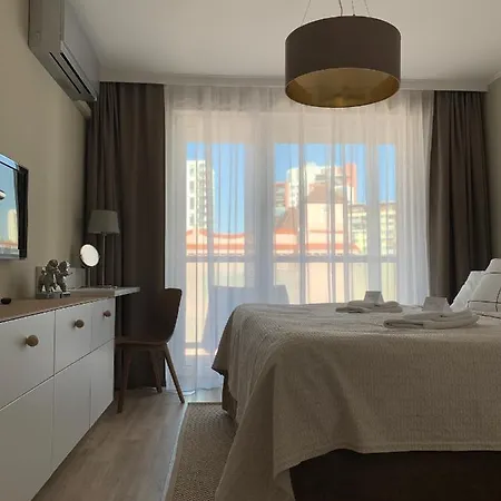 Point By Zoom Pozsony